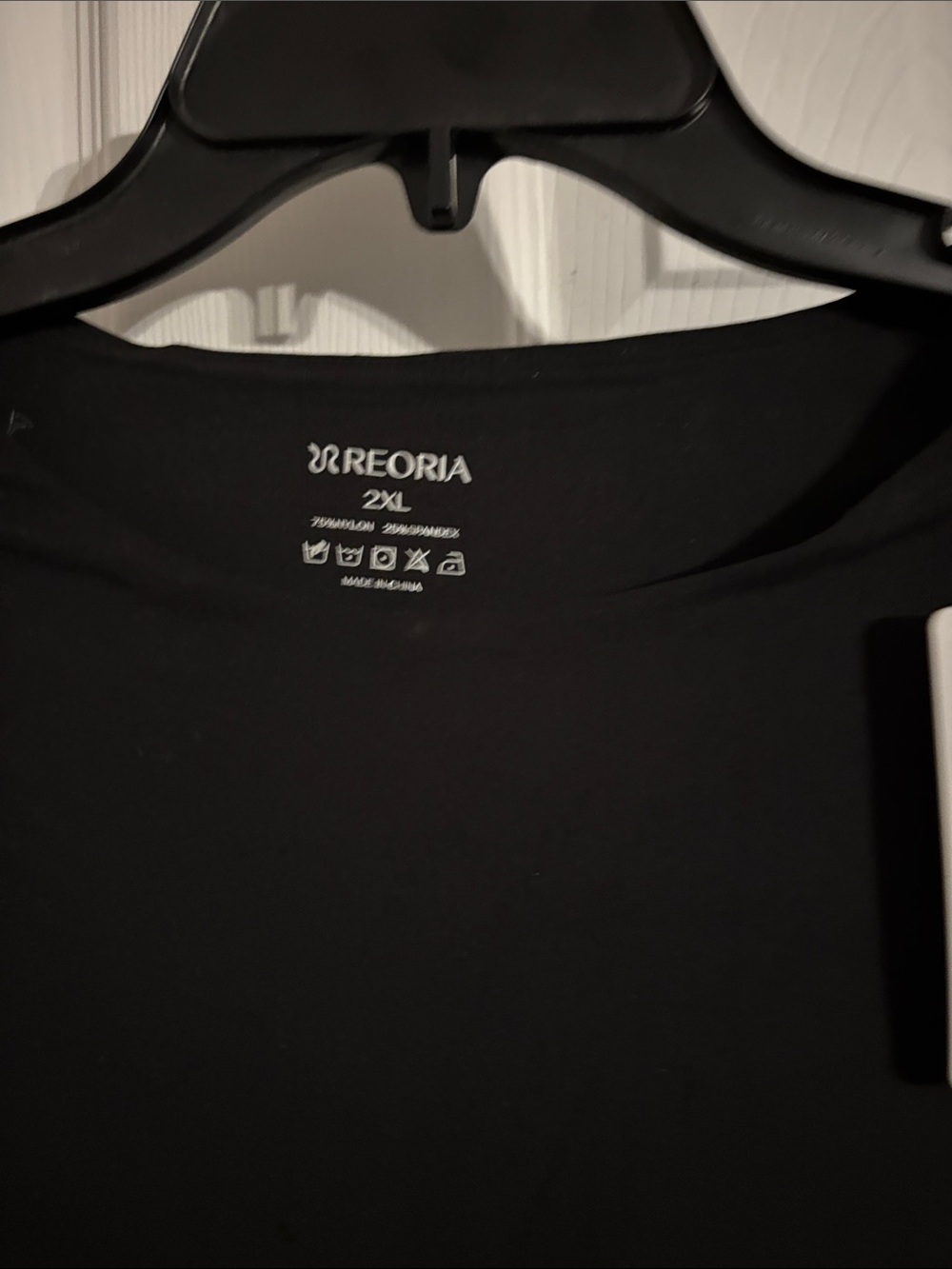 ReoRia Black Women's Crew Neck Tee